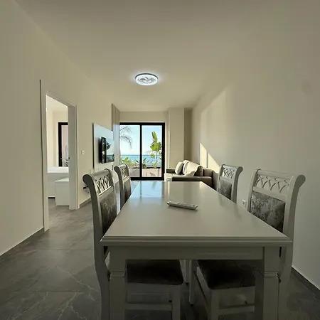 Beachfront Daire Orikum